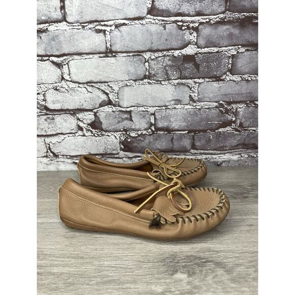Minnetonka Moccasins Brown Leather Driving Moccasin Loafers Women Sz 6M US/36EU - Picture 1 of 16